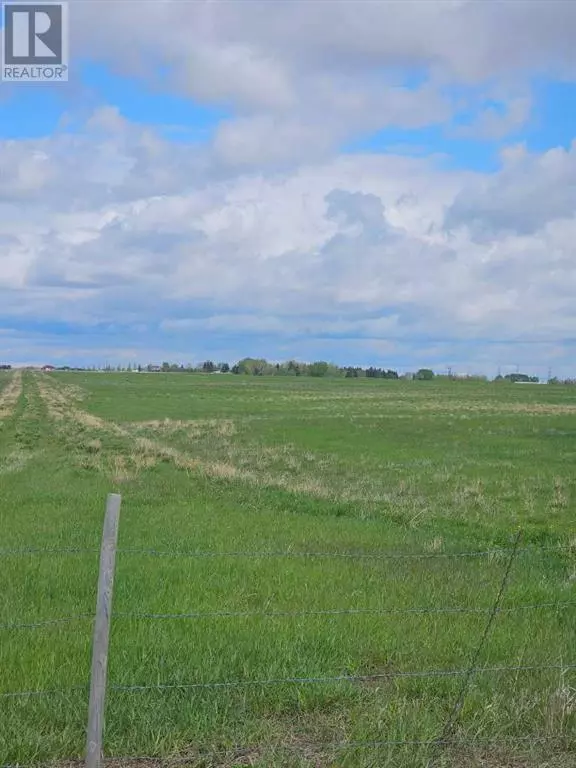 Rural Rocky View County, AB T1X0H4,4; 28; 23;15; SW M4; R28; T23; S15; Q;SW