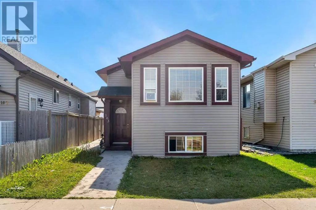 Calgary, AB T3J4T2,163 Taravista Drive NE