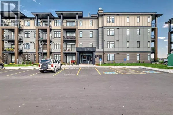 Calgary, AB T3M3V3,5212, 200 Seton Circle SE