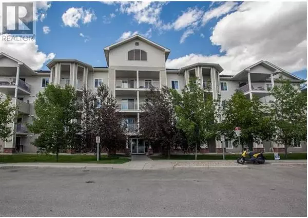 1405, 17 Country Village Bay NE, Calgary, AB T3K5Z1