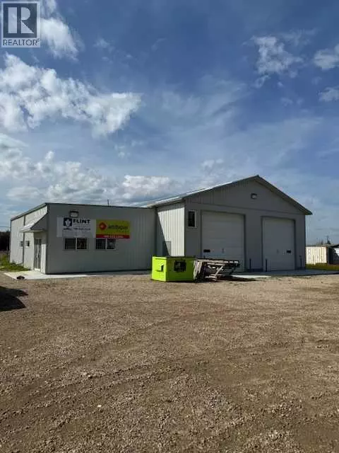 307 1A Avenue, Fox Creek, AB T7S1W3