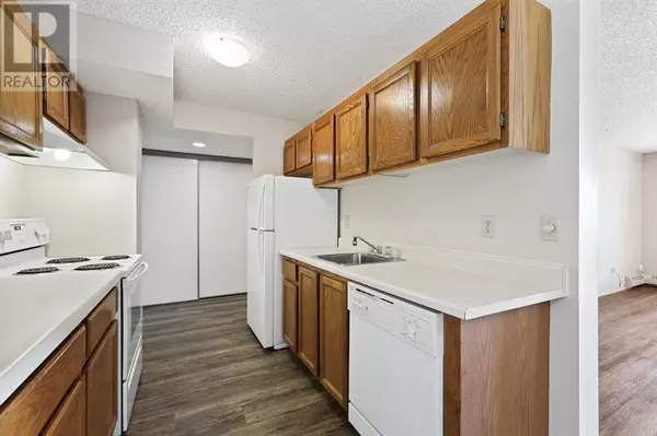 Calgary, AB T2V5B5,1003, 9800 Horton Road SW