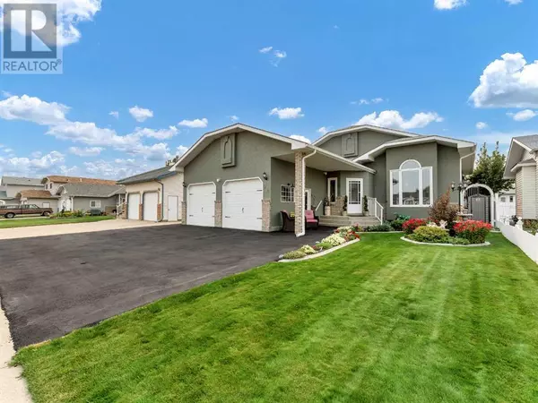 76 Schneider Crescent SE, Medicine Hat, AB T1B4G1