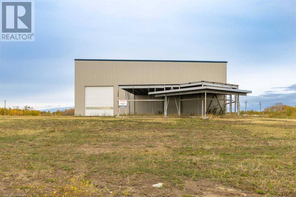 6710 & 6804 66 Street, Lloydminster, AB T9V3R7
