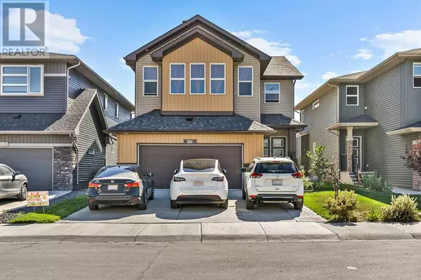 221 Corner Meadows Manor NE, Calgary, AB T3N1J7