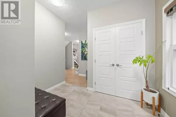 Calgary, AB T3M2N4,18 Masters Villas SE