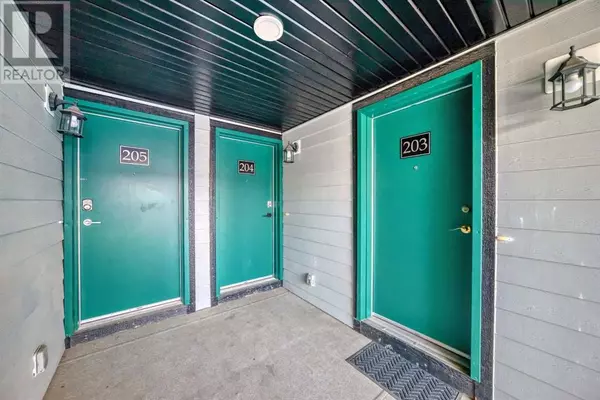 Calgary, AB T3M3T9,204, 414 Seton Passage