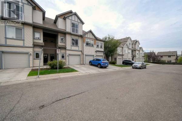 145, 300 Evanscreek Court NW, Calgary, AB T3P0B7