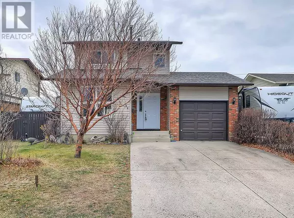 96 Beddington Circle NE, Calgary, AB T3K1K6