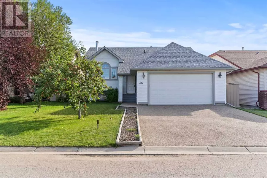 317 Carriage Lane Drive, Carstairs, AB T0M0N0