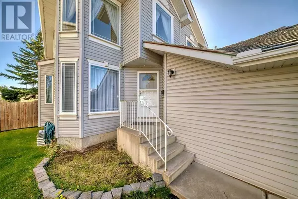 Calgary, AB T3B5S9,231 Valley Brook Circle NW