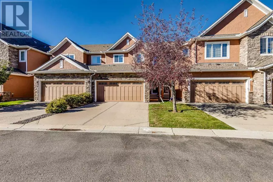 25 Cranleigh Heath SE, Calgary, AB T3M0E5