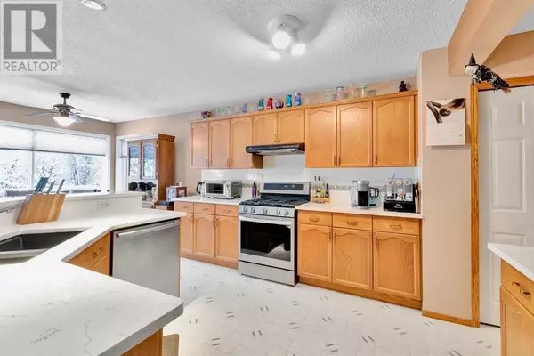 Calgary, AB T3L2E5,132 Tuscany Hills Circle NW