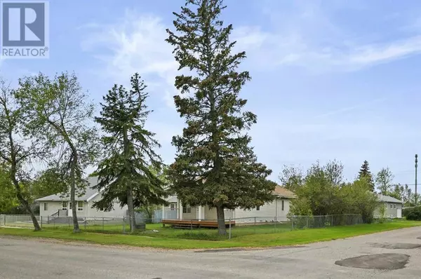 Gleichen, AB T0J1N0,229 8 Avenue