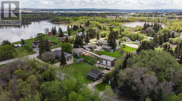 38 Wildrose Street, Rural Lacombe County, AB T4L1Y4