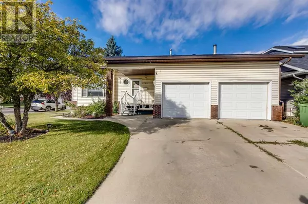 5724 58 Avenue, Olds, AB T4H1K2