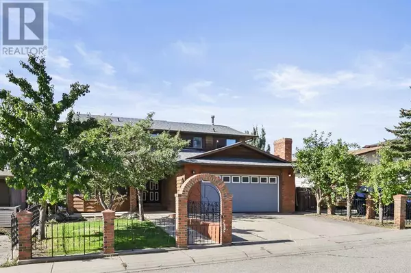 251 Maunsell Close NE, Calgary, AB T2E7C1