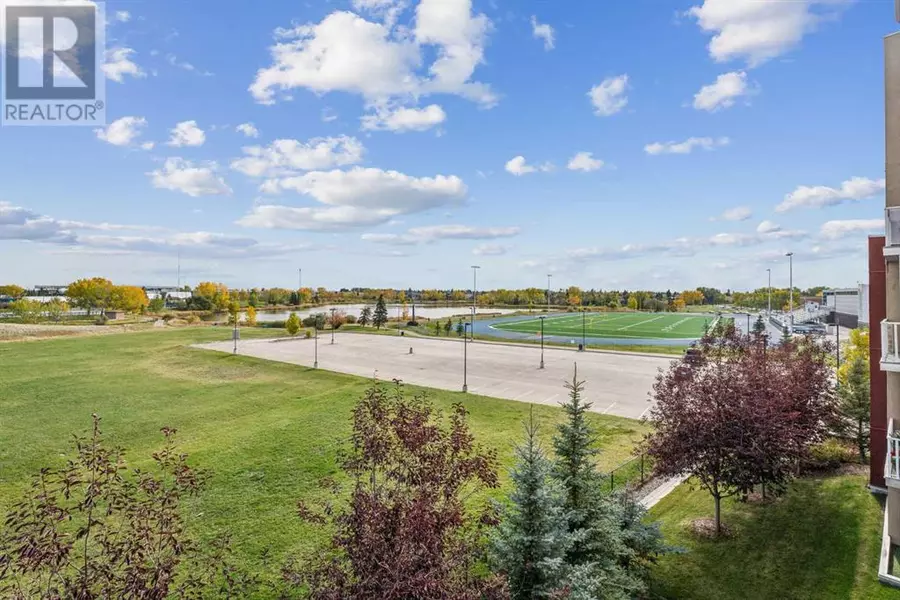 2328, 604 East Lake Boulevard NE, Airdrie, AB T4A0G5