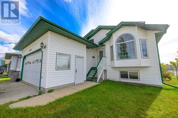 8837 106 Avenue, Grande Prairie, AB T8X1L3