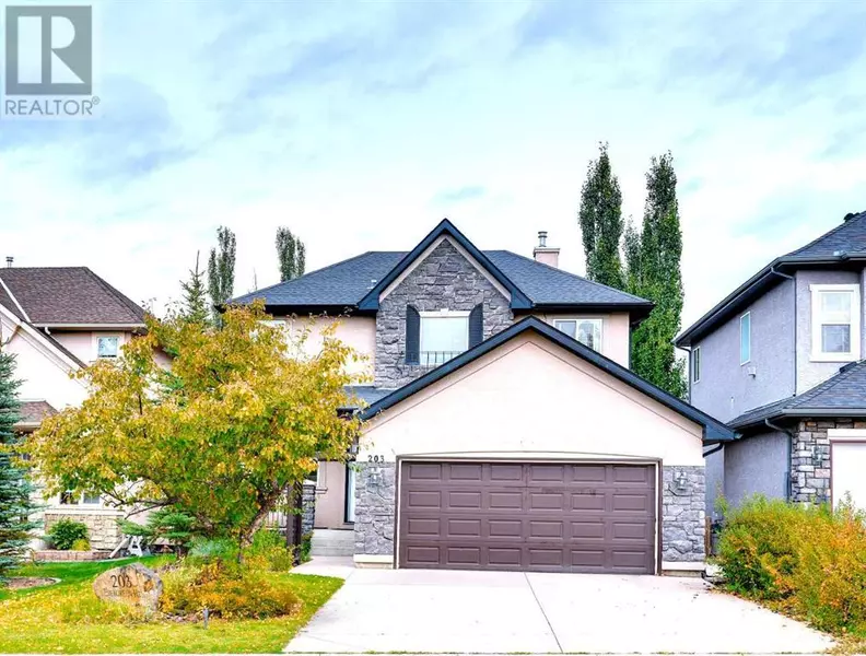 203 Evergreen Heights SW, Calgary, AB T2Y3Y8