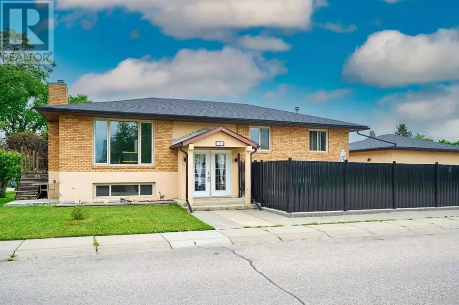 36 Taylor Way SE, Airdrie, AB T4A1S3