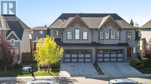 208 Rainbow Falls Green, Chestermere, AB T1X1S5