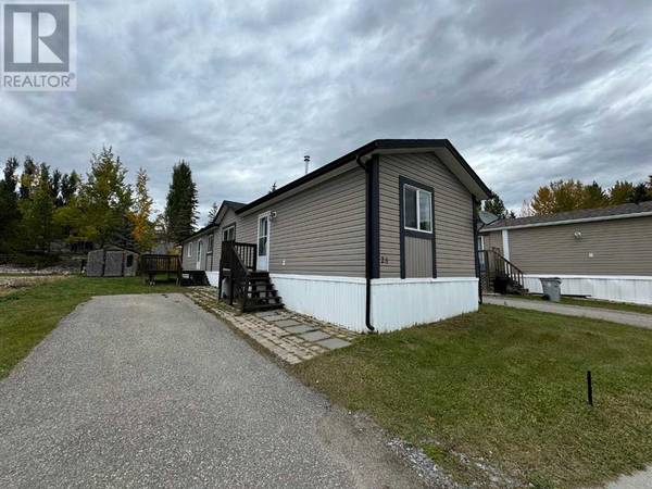 Edson, AB T7E0A2,28, 851 63 Street