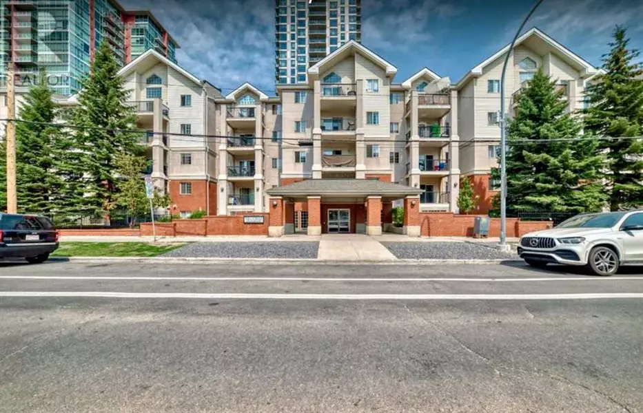 118, 126 14 Avenue SW, Calgary, AB T2R0L9