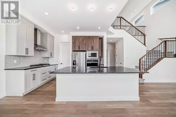 Calgary, AB T3L2M4,75 Royston Rise NE