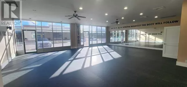 2763 SUNRIDGE Way NE, Calgary, AB T1Y7K7