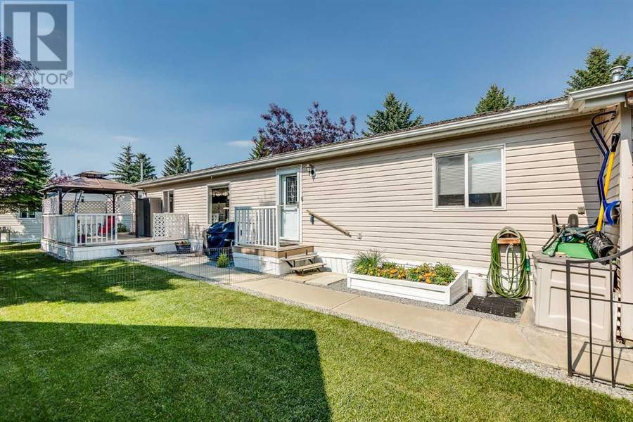 2135 Danielle Drive, Red Deer, AB T4R2Z8