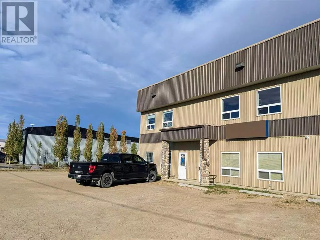 Sylvan Lake, AB T4S2H6,101, 17 Sylvaire Close