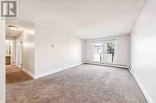 Calgary, AB T3E2A2,307, 1915 26 Street SW