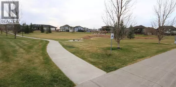 Taber, AB T1G1M4,6 Prairie Lake Court