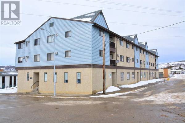 101-215, 10118 100 Avenue, Peace River, AB T8S1R3