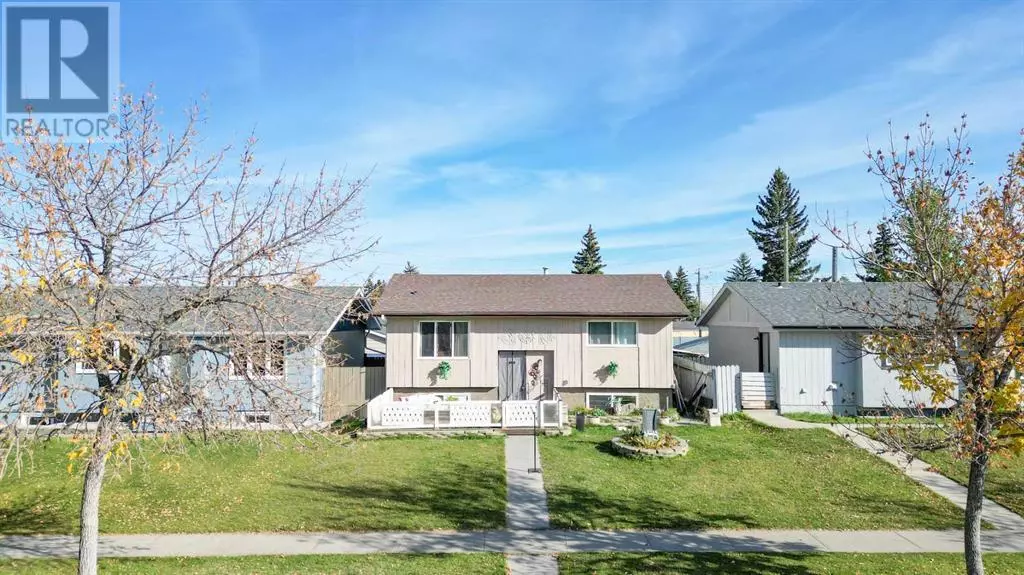 Calgary, AB T2A4V8,6128 Madigan Drive NE