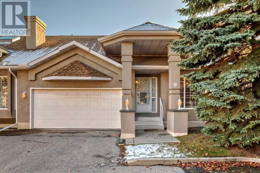 37 Christie Gardens SW, Calgary, AB T3H3B5