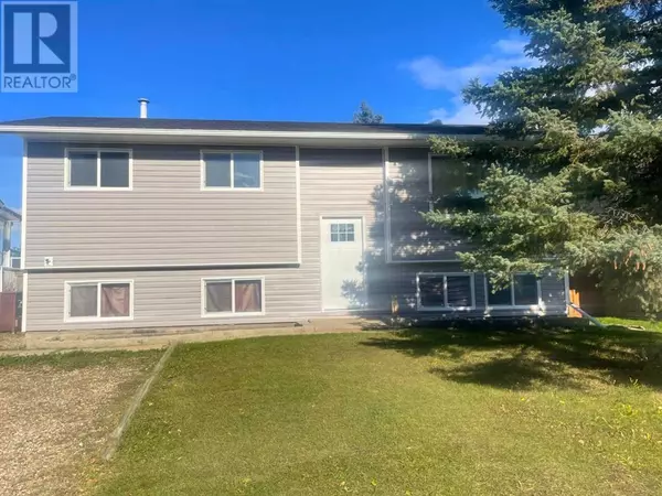 9618 77 Avenue, Grande Prairie, AB T8V4L6