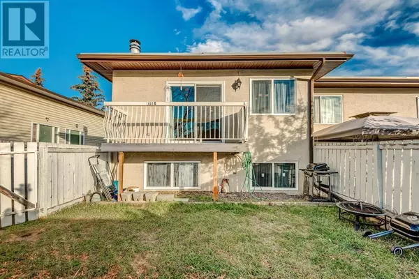 E, 1403 44 Street SE, Calgary, AB T2A5E6