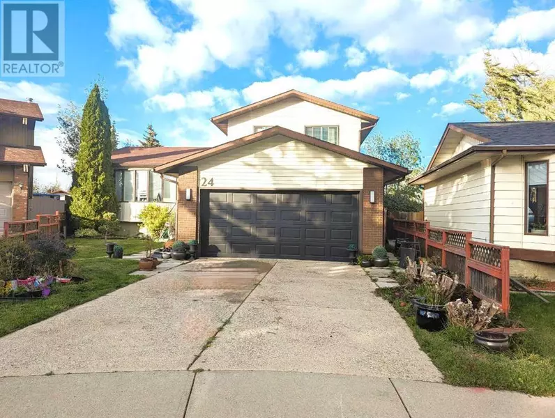 24 Bermuda Court NW, Calgary, AB T3K1H3