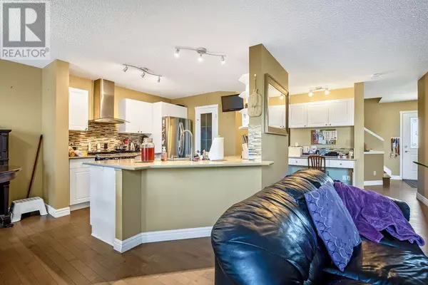 Okotoks, AB T1S1Y3,145 Crystal Shores Grove