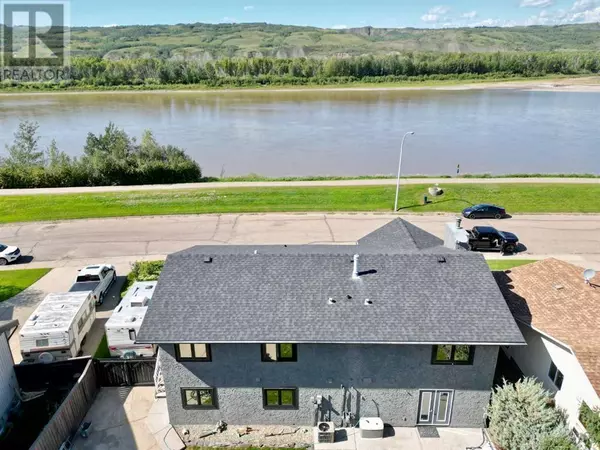 Peace River, AB T8S1E3,7209 96 Street