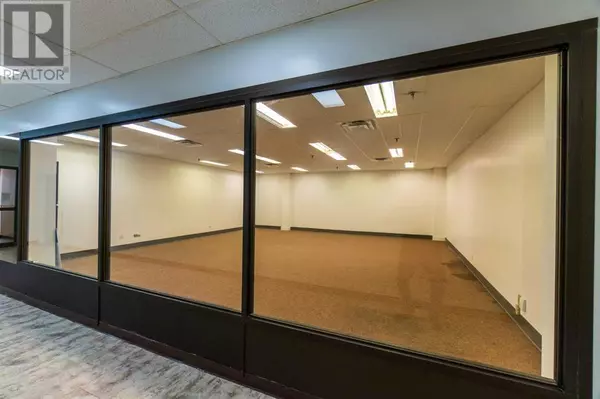 Red Deer, AB T4N1X9,203, 4929 50 Street