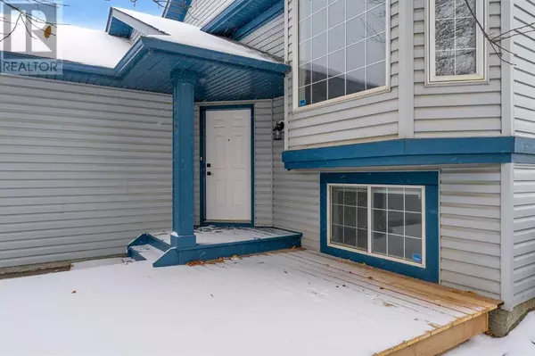 Airdrie, AB T4B2S8,176 Stonegate Crescent NW