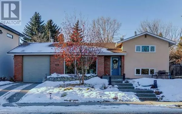 Calgary, AB T3C3E2,219 Wildwood Drive SW