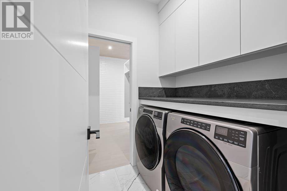 Calgary, AB T3H6H6,202, 835 78 Street SW