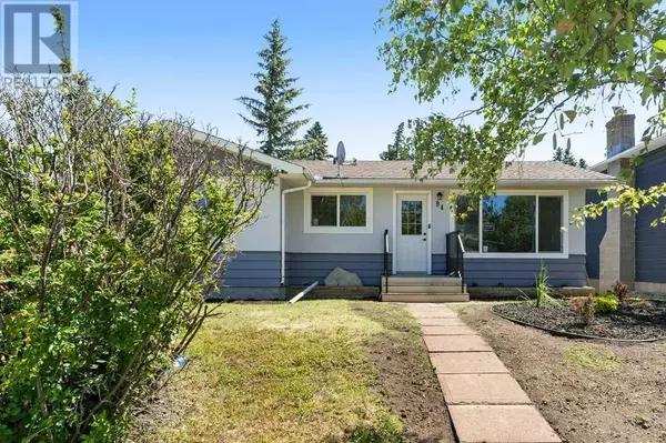 94 Haysboro Crescent SW, Calgary, AB T2V3G2