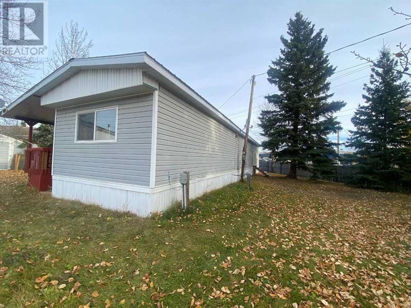 69, 810 56 Street, Edson, AB T7E1P4