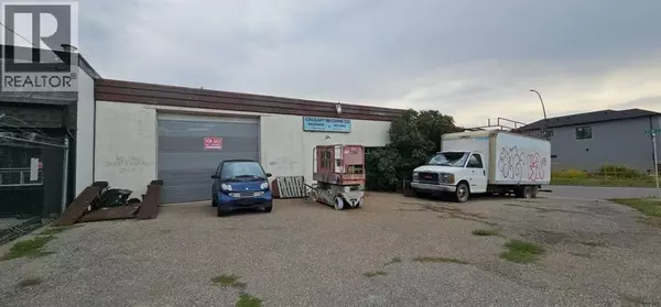 Calgary, AB T2B0X8,2040 36 Street SE