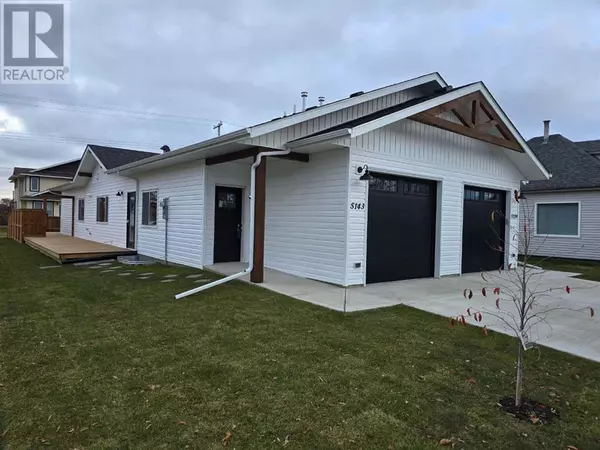 5143 52 Street, Lacombe, AB T4L1H9